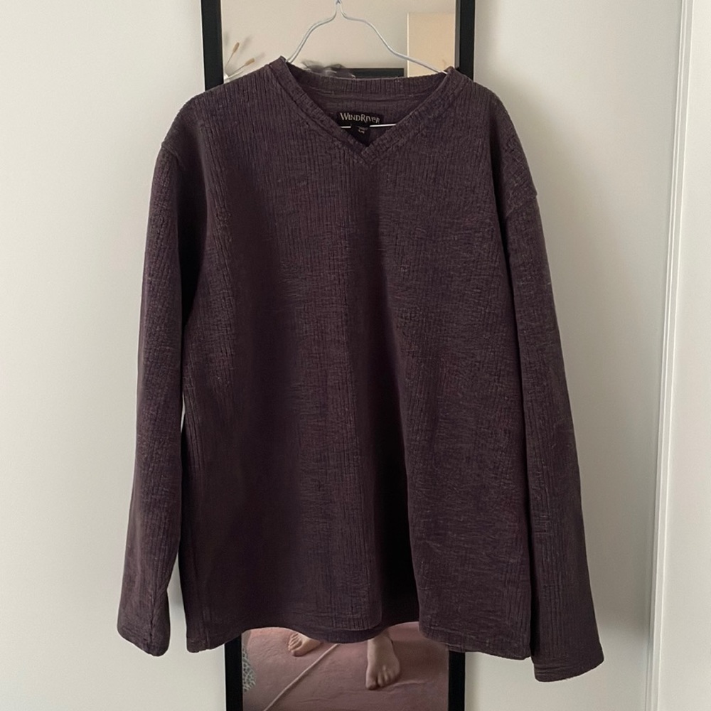 Wind River Heavy Vneck Sweater